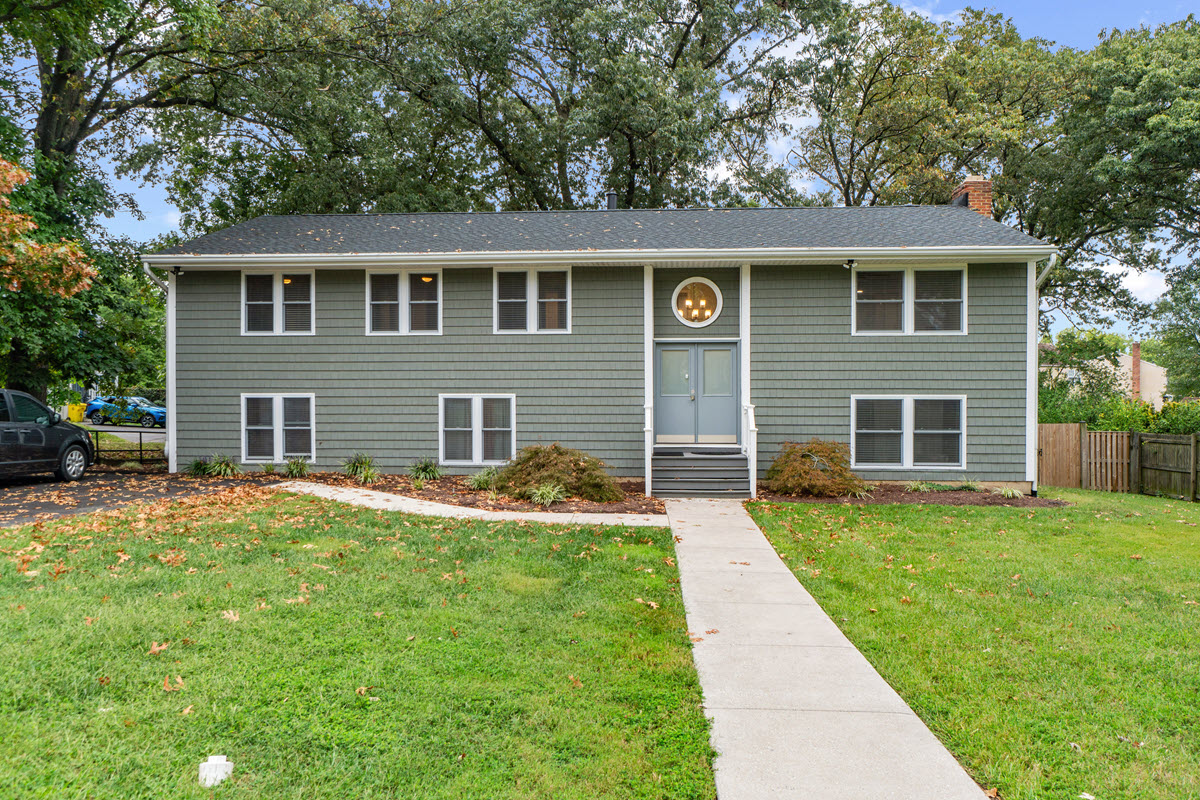 The Movement That Made Us The 1970s the Benton House